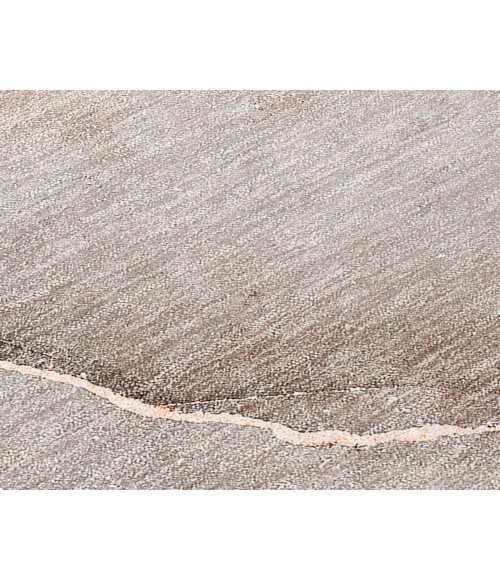 Chantille ACN508 Taupe 5' x 7'6" Rug