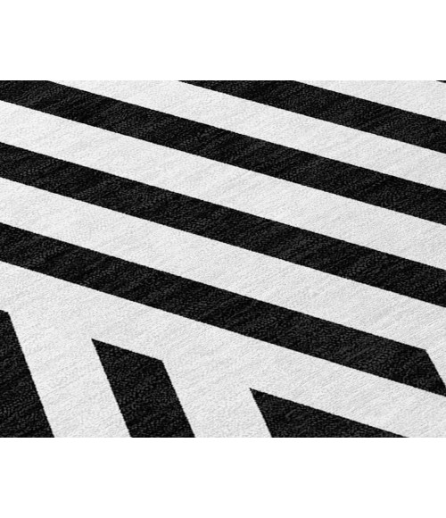 Chantille ACN550 Black 2'6" x 3'10" Rug