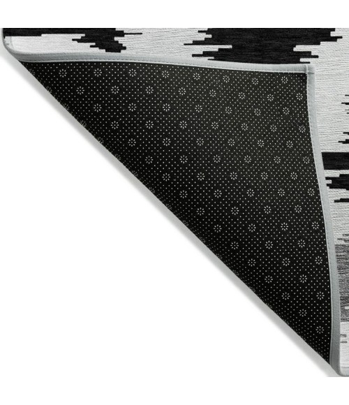 Addison Chantille ACN746-Black 2 ft. 3 in. X 7 ft. 6 in. Rectangle Rug
