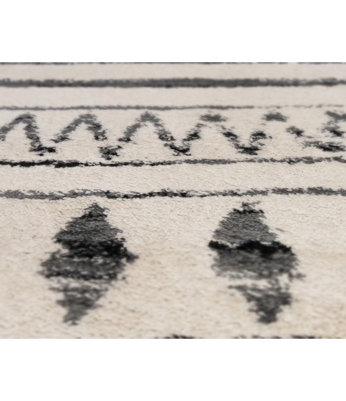 Aspen Clara Cream/Black Geometric Area Rug