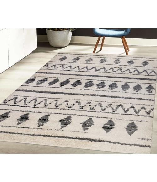 Aspen Clara Cream/Black Geometric Area Rug