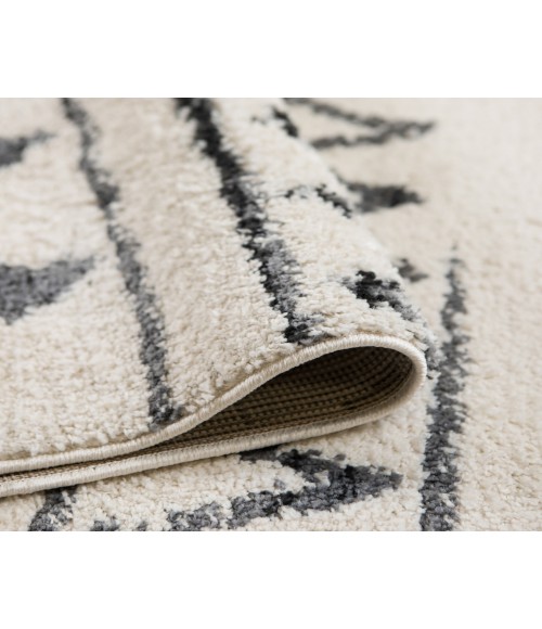 Aspen Clara Cream/Black Geometric Area Rug