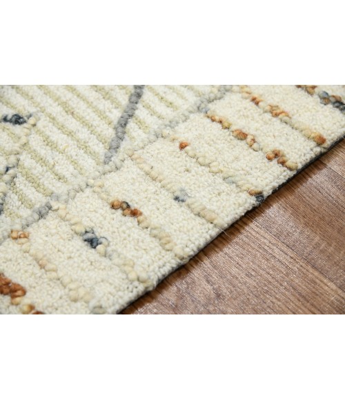 Amer Berlin Drayton Ivory Hand-Hooked Wool Area Rug 2'x3'