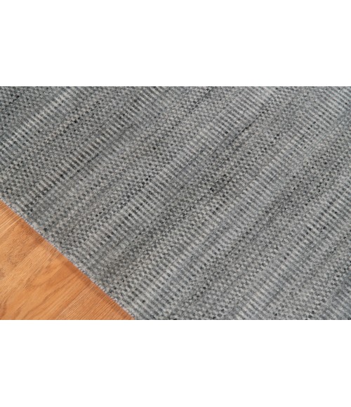 Amer Raffia Kinston Silver Hand-woven Wool Blend Area Rug 5'x8'