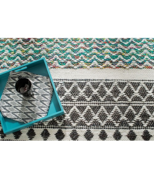 2'6X8' Durga Hand-Loomed Flatweave Rug - Rugs Town 2'6" x 8' Durga Hand-Loomed Flatweave Rug