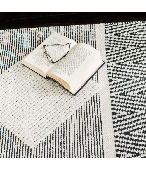 Anji Mountain Oboto Hand-Loomed Tribal Rug Anji Mountain 5' x 8' Oboto Hand-Loomed Tribal Rug