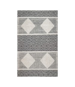 Anji Mountain 5' x 8' Oboto Hand-Loomed Tribal Rug