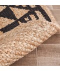 Anji Mountain 4' Round Pippin Black & Tan Jute Rug