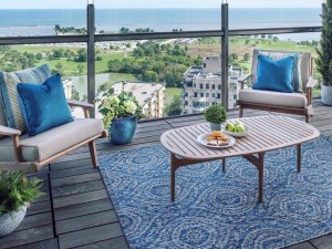 Best Tips for Decorating with an Outdoor Area Rug Best Tips for Decorating with an Outdoor Area Rug