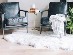 How To Give your Feet a Smooth Feeling with Plush Rugs How To Give your Feet a Smooth Feeling with Plush Rugs