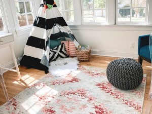Tips to create a cozy decor with area rugs! Tips to create a cozy decor with area rugs!