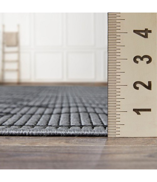 Loomaknoti Breyleigh Chendler Gray/Gray EB001 5 ft. 3 in. X 7 ft. 3 in. Rectangle Rug
