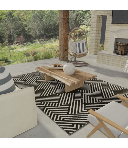 Loomaknoti Tecopa Trenten Black/White Rug ETR12BLW50 4 ft. X 6 ft. Rectangle - Rugs Town Loomaknoti Tecopa Trenten Black/White ETR12BLW50 4 ft. X 6 ft. Rectangle Rug