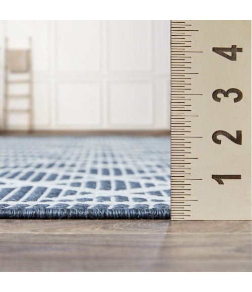 Loomaknoti Breyleigh Chendler Blue/Cream EB001 5 ft. 3 in. X 7 ft. 3 in. Rectangle Rug
