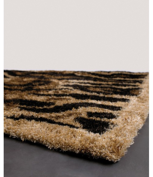 Chandra AMAZON AMA-5603 5 ft. X 7 ft. 6 in. Rect. Rug
