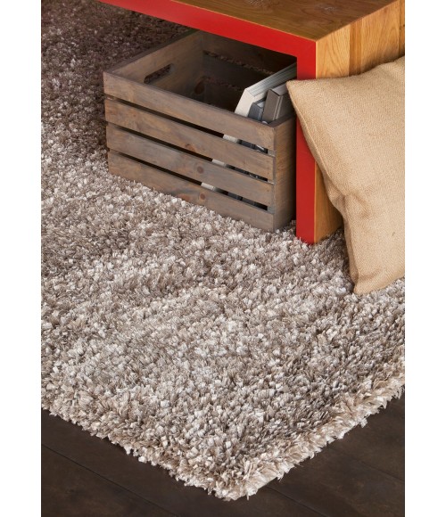 Chandra BOLERO BOL-51301 5 ft. X 7 ft. 6 in. Rect. Rug