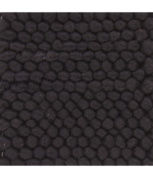 Chandra QUINA QUI-42902 5 ft. X 7 ft. 6 in. Rect. Rug