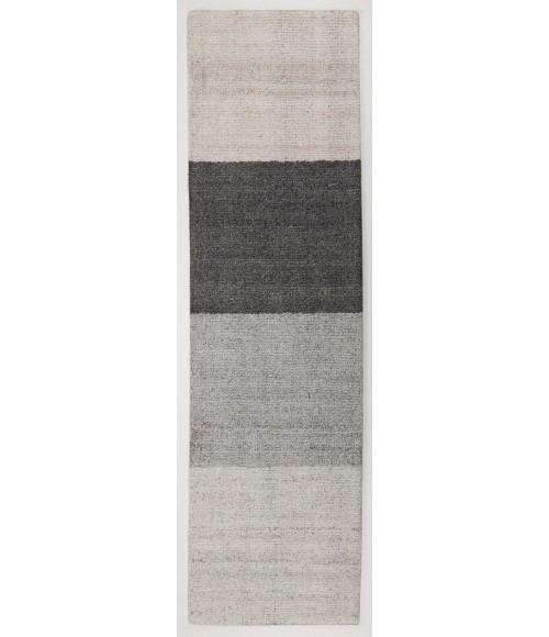 Chandra UMA UMA-48301 7 ft. 9 in. X 10 ft. 6 in. Rect. Rug