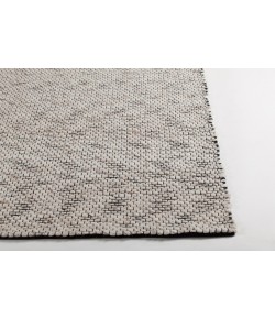 Chandra YVONNE YVO-48501 9 ft. X 13 ft. Rect. Rug - White, Black