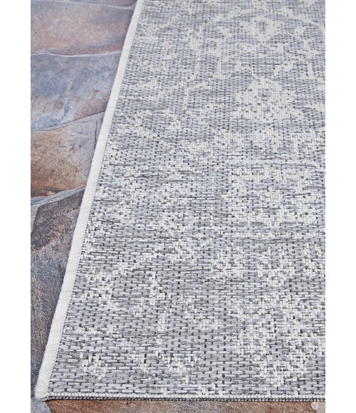 Couristan Monte Carlo Palmette 8' Runner Grey/Ivory Area Rug