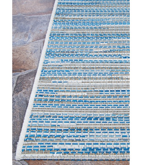 Couristan Monte Carlo Coastal Breeze 6' x 9' Ocean/Champagne Area Rug