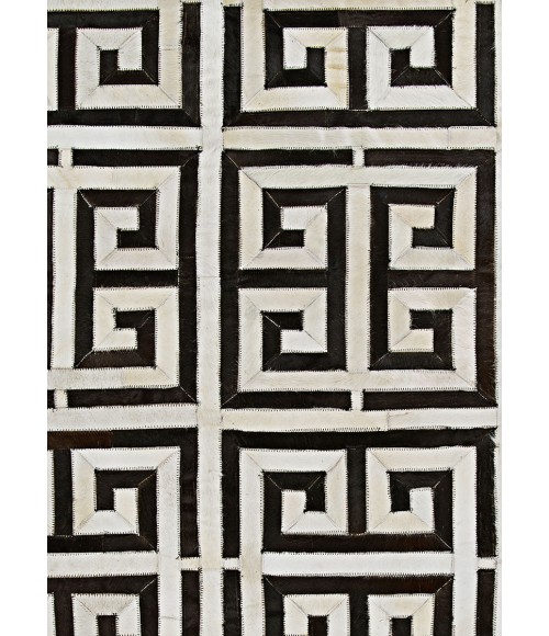 Couristan Chalet Meander Extra Large Black/Ivory Area Rug