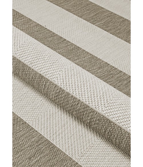 Couristan Afuera Yacht Club 2' x 4' Tan/Ivory Area Rug