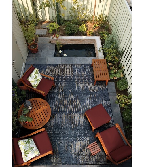 Couristan Dolce Blue Nile 4' x 6' Indigo  Area Rug