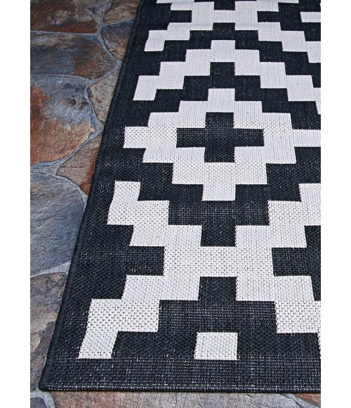 Couristan Afuera Diatomic Long Runner Halogen Area Rug