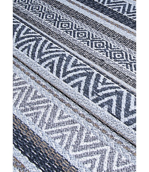 Couristan Cape Cobija 2' x 4' Gris Area Rug