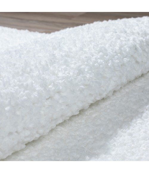 UTOPIA AREA RUG Dalyn Utopia UT100 Snow Area Rug 3 ft. 6 in. X 5 ft. 6 in. Rectangle