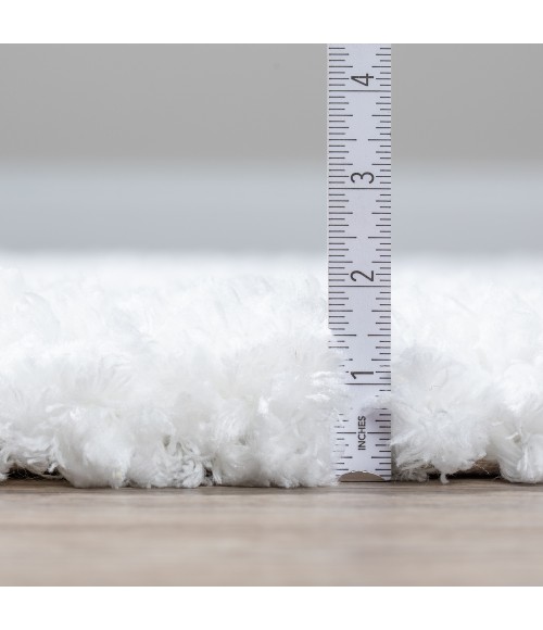 UTOPIA AREA RUG Dalyn Utopia UT100 Snow Area Rug 3 ft. 6 in. X 5 ft. 6 in. Rectangle