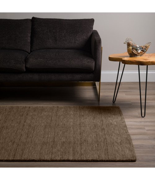 Dalyn Rafia RF100 Chocolate Area Rug 5 ft. X 7 ft. 6 in. Rectangle