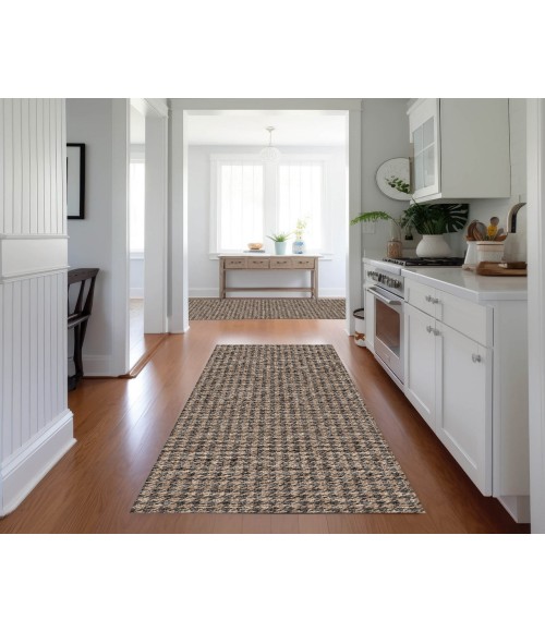 Dalyn Indoor/Outdoor Hinton HN1 Chocolate Washable 2'3" x 10' Rug