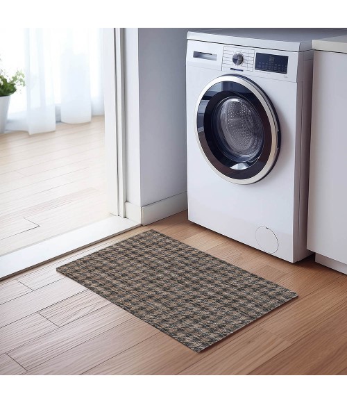 Dalyn Indoor/Outdoor Hinton HN1 Chocolate Washable 1'8" x 2'6" Rug