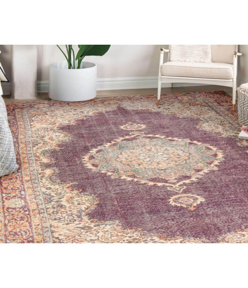 Dalyn Kars KA9 Eggplant 8' x 10' Rug