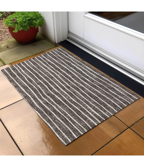 Dalyn Indoor/Outdoor Laidley LA1 Chocolate Washable 1'8" x 2'6" Rug