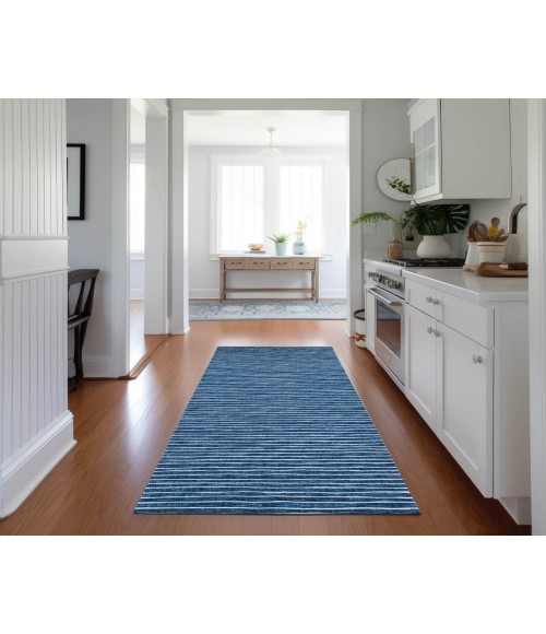 Dalyn Indoor/Outdoor Laidley LA1 Navy Washable 2'3" x 10' Rug