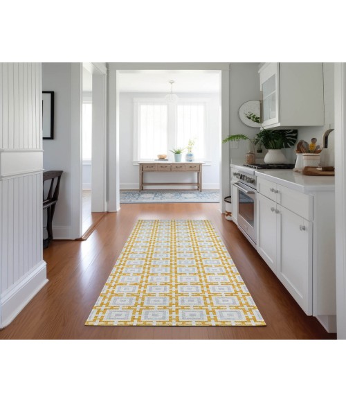 Dalyn Indoor/Outdoor Marlo MO1 Gold Washable 2'3" x 7'6" Rug