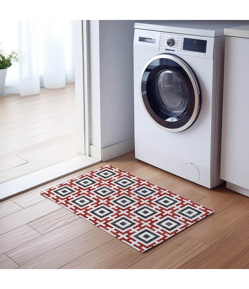 Dalyn Indoor/Outdoor Marlo MO1 Red Washable 1'8" x 2'6" Rug