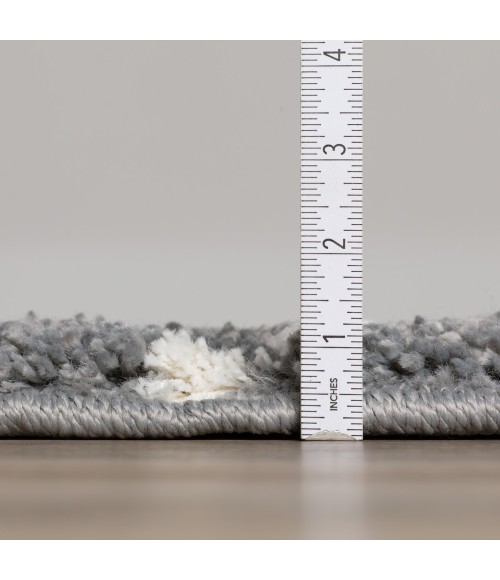 Dalyn Marquee MQ2 Metal Area Rug 1 ft. 8 X 2 ft. 6 Rectangle