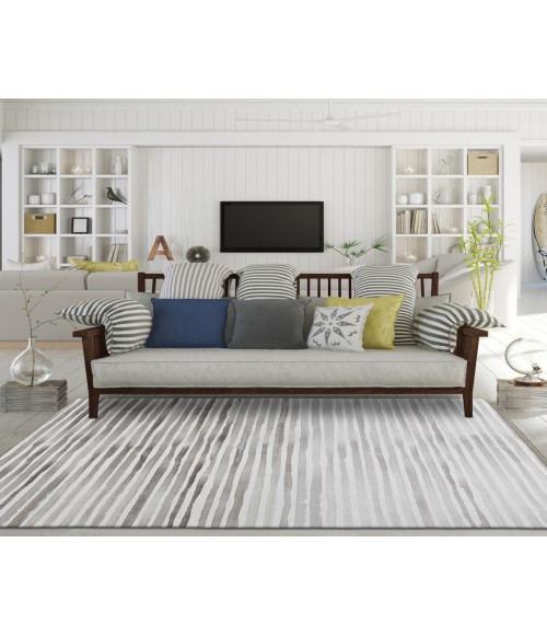 Dalyn Indoor/Outdoor Seabreeze SZ8 Pewter Washable 2'6" x 3'10" Rug
