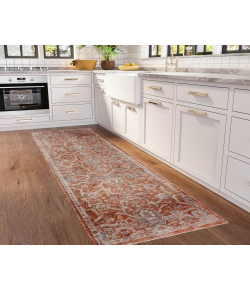 Dalyn Vienna VI1 Spice 2'3" x 7'10" Runner Rug