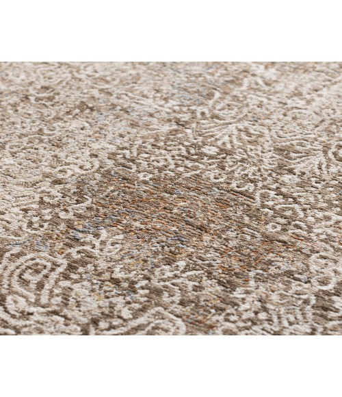 Dalyn Vienna VI5 Chocolate 3' x 5' Rug