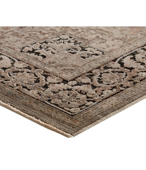 Dalyn Vizcia VZ3 Beige 8' x 10' Rug