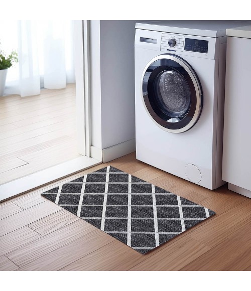 Dalyn Indoor/Outdoor York YO1 Black Washable 1'8" x 2'6" Rug