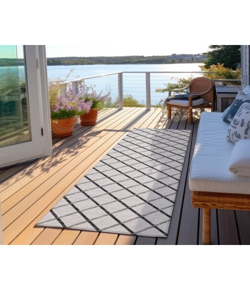 Dalyn Indoor/Outdoor York YO1 Grey Washable 2'3" x 12' Rug