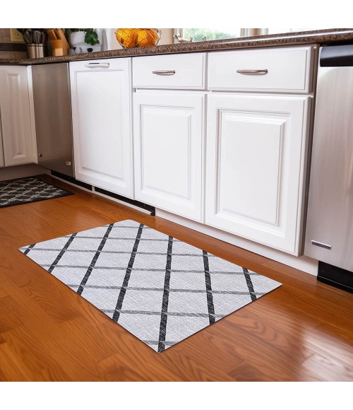 Dalyn Indoor/Outdoor York YO1 Grey Washable 1'8" x 2'6" Rug