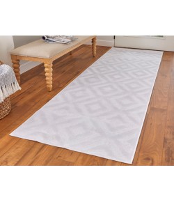 Feizy Saphir Mira WHITE/WHITE 6803490F 2 ft. 6 in. X 8 ft. Rectangle Rug