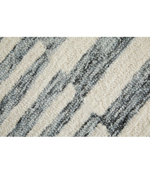 Feizy Wallace Gray/Ivory WAL8A42F 2 ft. X 3 ft. Rect. Rug